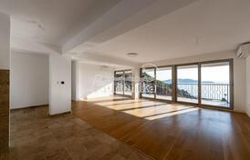 Kвартира c тремя спальнями и потрясающим видом в Пржно