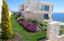 Две виллы класса люкс в комплексе