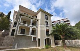 Вилла в Бечичи в 900 м от моря