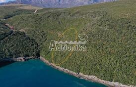 Эксклюзивный участок на первой линии в Бигова с панорамным видом на Адриатику и потенциалом для заст