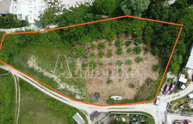 Ровный и большой урбанизированный участок в деревне Лешевичи, муниципалитет Котор