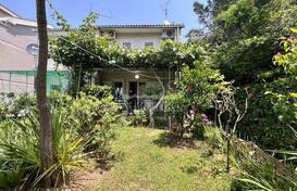 Красивый дом в поселке Дженовичи в 100м от моря