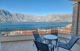 Роскошная квартира в доме с бассейном, Прчань