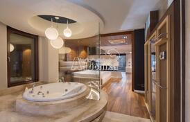 Супер роскошная трехэтажная квартира-типлекс с джакузи и сауной