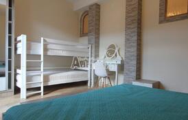 Квартира с одной спальной комнатой в Херцег Нови возле моря