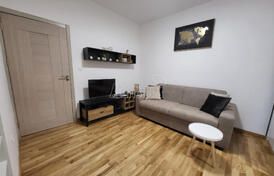 Современная однокомнатная квартира в новостройке у моря в Бечичи