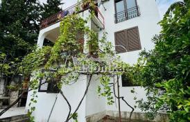 Дом у моря с частным выходом на пляж &ndash; Бар, Добре Воде