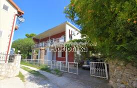 Дом в Прчань, 300м от моря