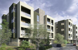 Квартиры в Томбе, Бар