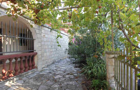 Трёхэтажный Дом недалеко от моря в Утьехе