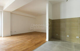 Cтудия в Тивате в недавно построенном здании