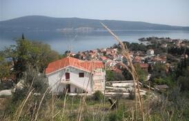 Участок с красивым видом, Тиват