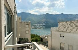 Квартира в элитном комплексе с бассейном в Доброте