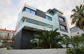 Стильная Вилла класса Lux в Бечичи