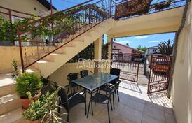 Дом под стенами старого города, Бар