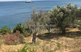 Участок в Баре, всего в 10 м от моря