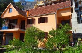 Дом в Доброте 100м от моря с видом на море