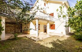 Дом в Дженовичи