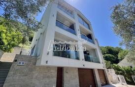 Роскошная вилла в 90 метрах от моря в Столиве, Бока-Которская бухта