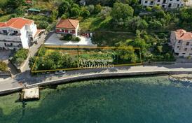 Отличный участок на берегу моря в Бока Которском заливе