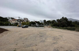 Участок с выходом на главную дорогу, Утеха