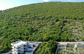 Урбанизированный участок с видом на море недалеко от Будвы