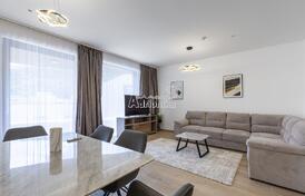 Апартаменты на 2 этаже площадью 81 м? с 2 спальнями и 2 санузлами