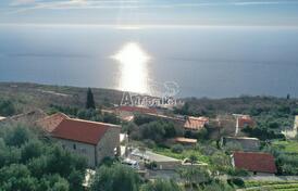 Средиземноморская вилла с бассейном и панорамным видом на море, Режевичи