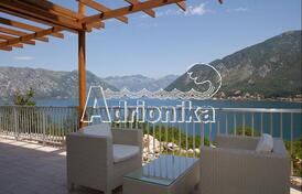 Малоквартирный дом в Которе