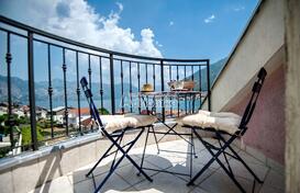 Уютный дуплекс с прекрасным видом на залив, Доброта, Котор