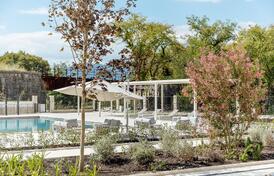 Новый комплекс с бассейном в тихом месте, Нивице - Херцег Нови