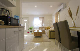 На продажу двухэтажный дом в Добре Воде недалеко от моря