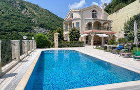 Современная вилла класса &ldquo;Люкс&rdquo; с великолепными видами на море, Режевичи