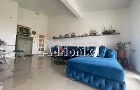 Квартира на первой линии моря с панорамным видом, Бар &ndash; Шушань