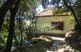 Дом в Утьехе в 30 м от моря