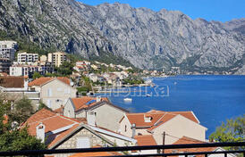 Отличная квартира в Доброте, во втором ряду от моря