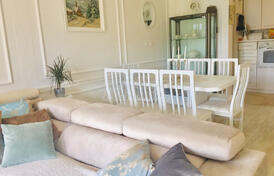 Просторная квартира в Баошичи