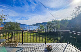 Новая вилла в Кумборе с отличным видом и большим участком