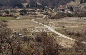 Земельный участок в 1 км от центра Мойковаца