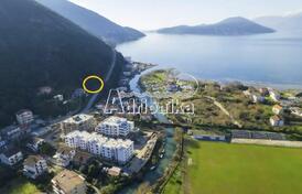 Участок под застройку в Нивице, в 100 м от моря, Херцег Нови