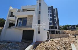 Вилла с видом на море и бассейном, Утеха