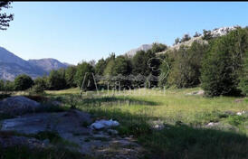 Участок в Негуши, Национальный парк Ловчен