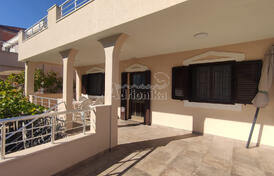 Дом в тихом и спокойном месте, Кримовица