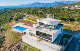 Вилла в Кримовицы с панорамным видом на море