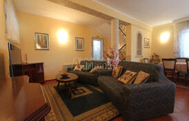 Дом в Герцег-Нови с видом на море