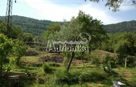 Участок в Тивате с видом на море