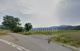 Просторная и единая сельскохозяйственная земля площадью почти 39 000 м2 в Грахово, муниципалитет Ник