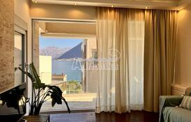 Трехкомнатная квартира в нескольких минутах от моря в Доброте