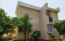 Семейный полностью отремонтированный дом недалеко от центра, Бар