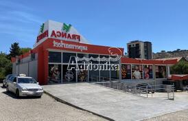 Коммерческое здание в Сутоморе